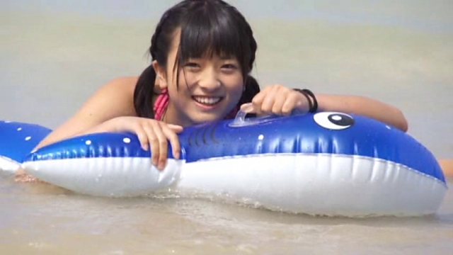 美少女は純真JC ~全開ビキニ・・・16歳~:織原レイ(みすず、田中美鈴、野口百恵)01b