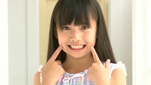 ゆうなっちゅ：荒井佑奈03b