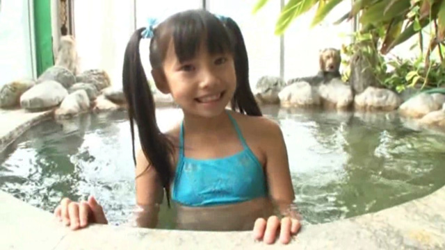 もうすぐ春ですね!:荒井佑奈03b